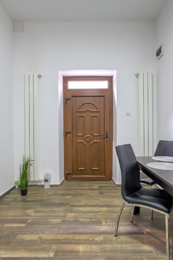 Apartment Queen Sibiu Exterior photo